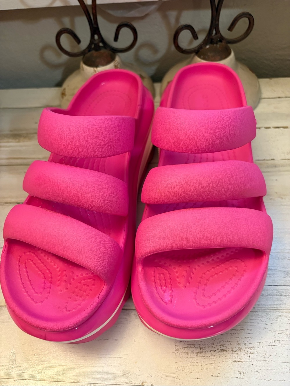 CROCS Classic Triple-Strap Platform Slides in Hot Pink